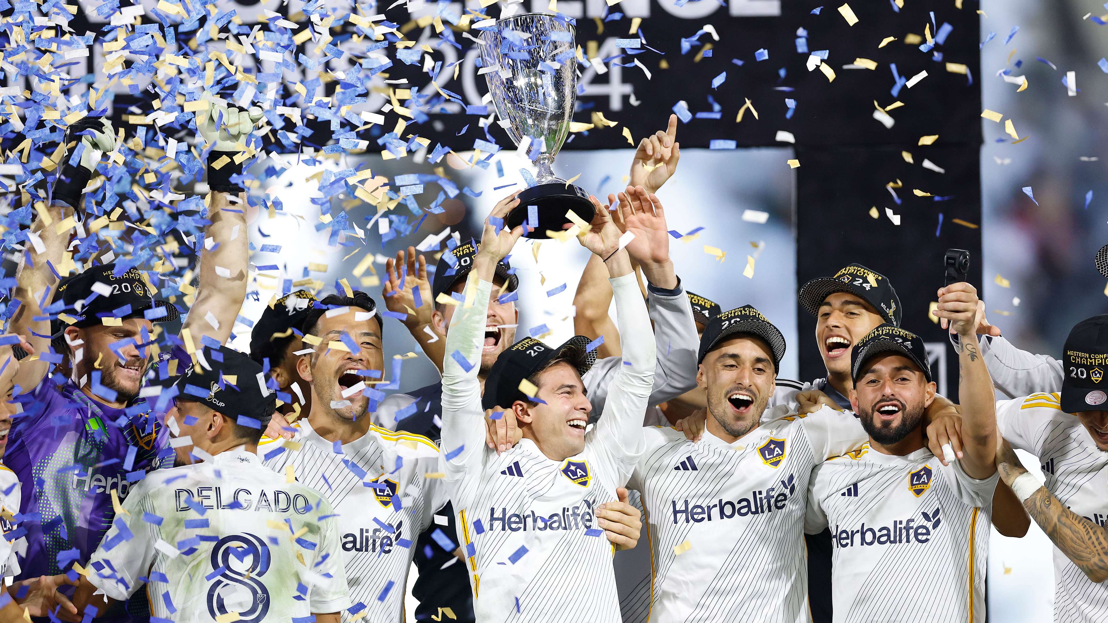 结三笘薰复 结三笘薰复