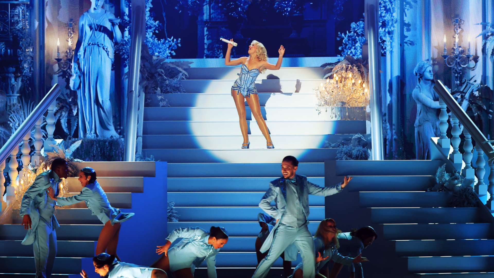 方压力下 方压力下